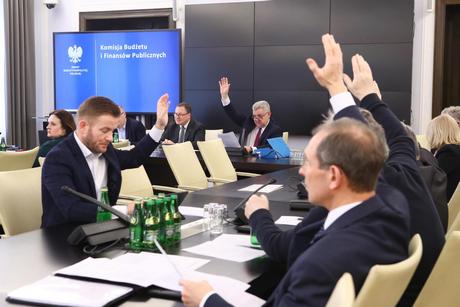 obowiązki senatora - komisje