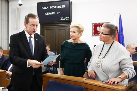 obowiązki senatora