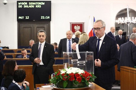 obowiązki senatora