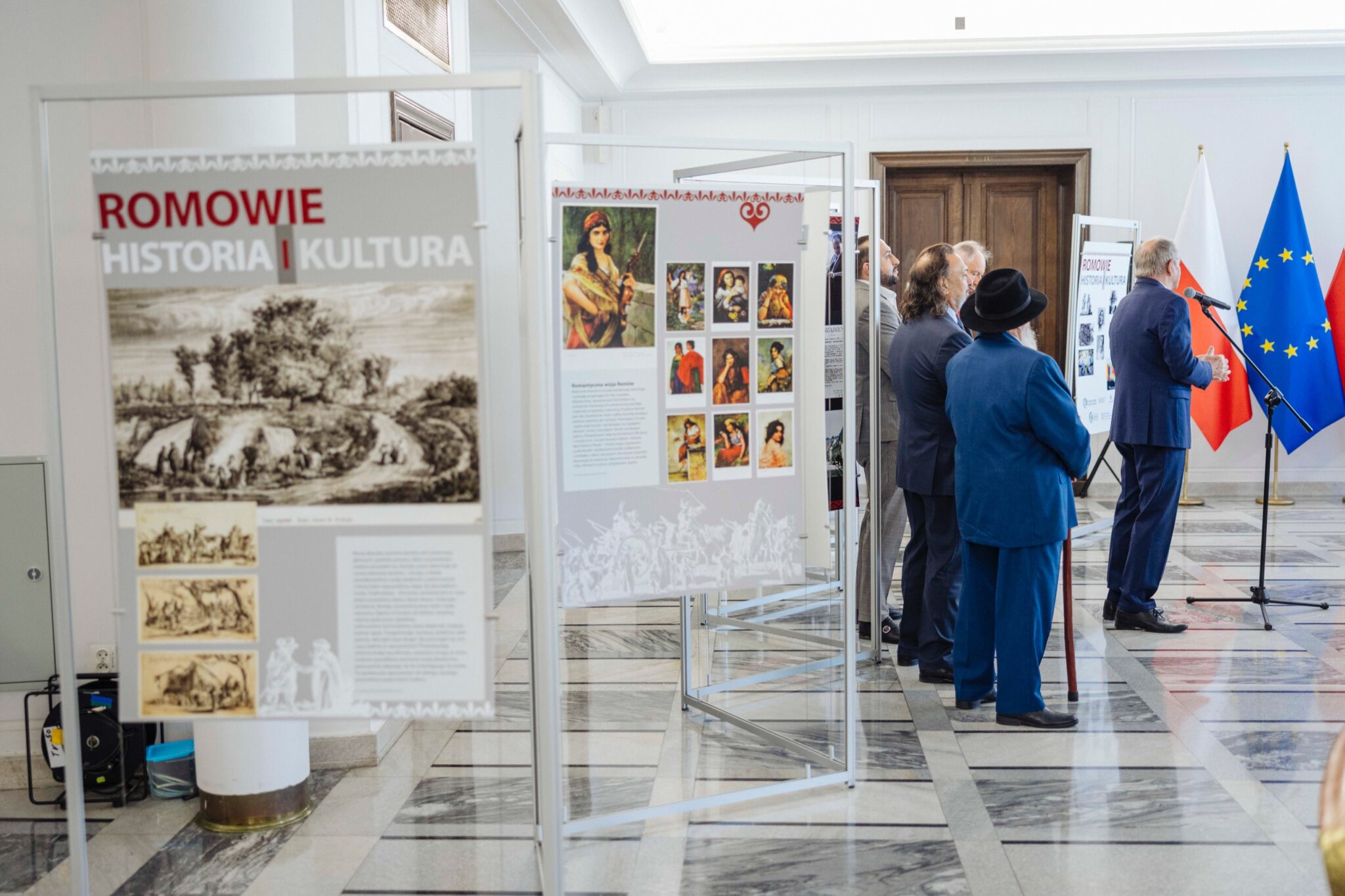 Wystawa „Romowie. Historia i kultura”