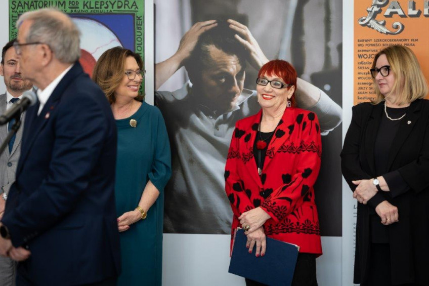 Wystawa poświęcona Wojciechowi J. Hasowi (fot. Tomasz Ozdoba, Kancelaria Senatu)